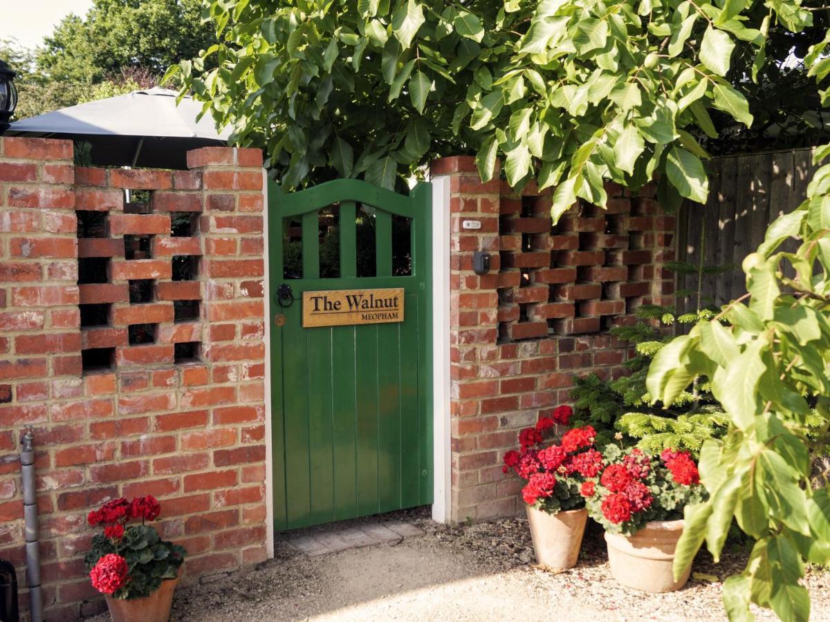 The Walnut, Meopham - A Private Retreat Rural Location Villa Exterior photo